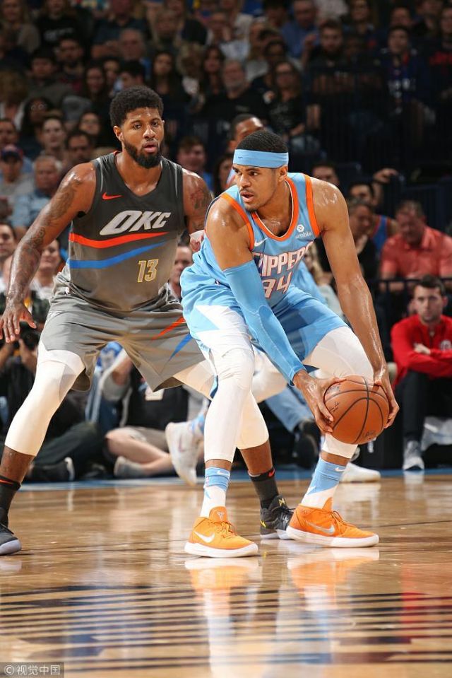 孤港求生 孤港求生